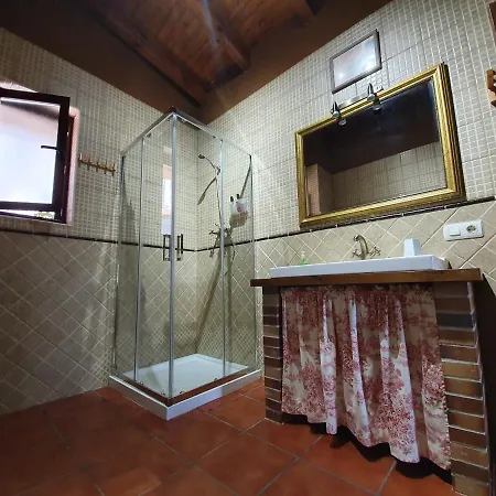 Apartamento Aptos. Rurales Falares De La Abuela Berta (adults Only)