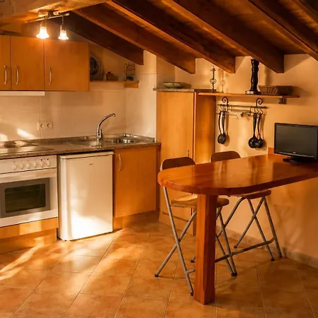 Aptos. Rurales Falares De La Abuela Berta (adults Only) דירה *